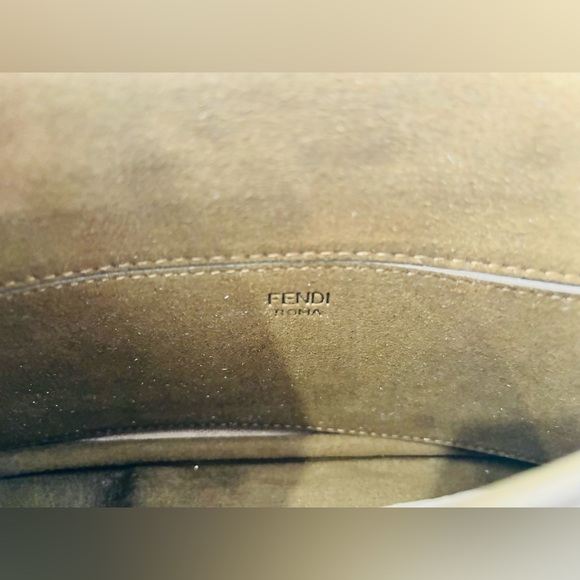 FENDI BAGUETTE CHAIN MIDI MAGLIA FF SAND - 100 % AUTHENTIC - Picture 4 of 11